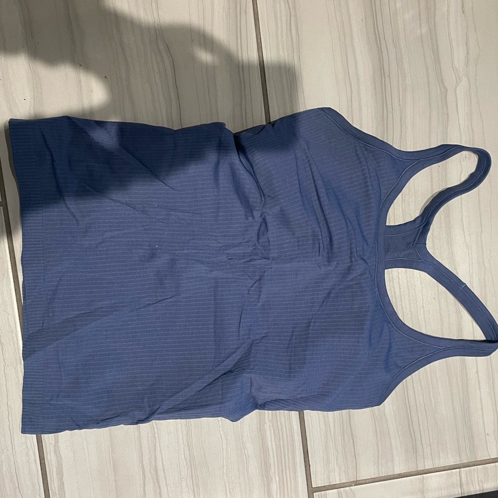 Lulu workout tank